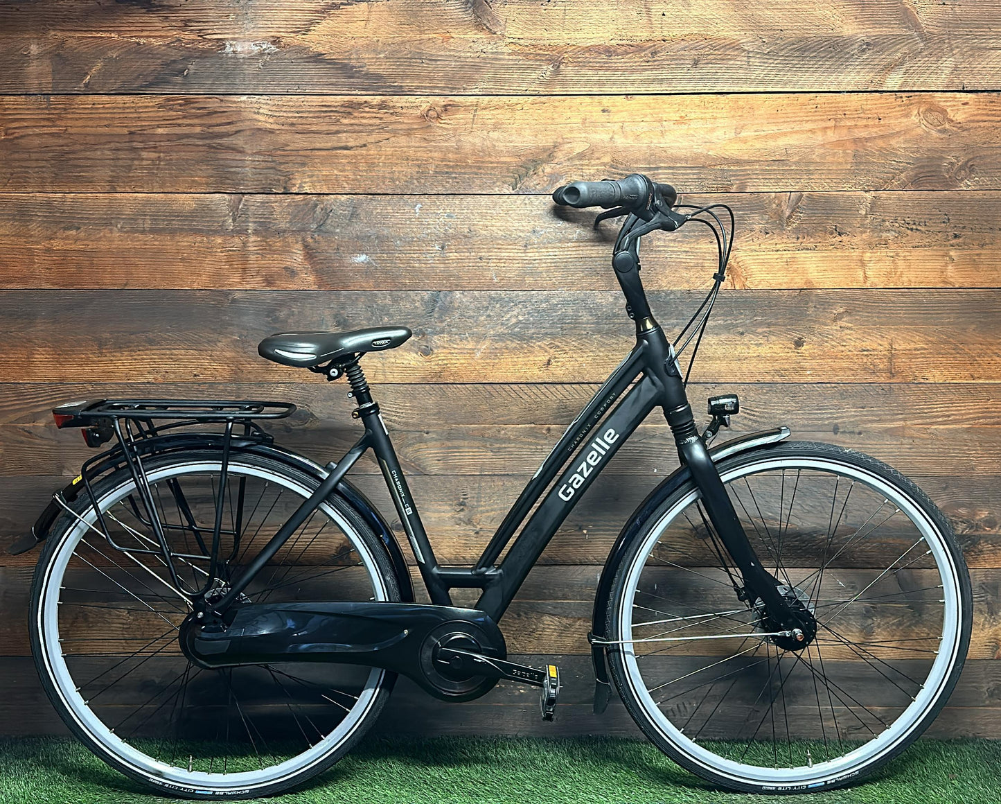 Gazelle Chamonix Comfort 8v 28inch 49cm