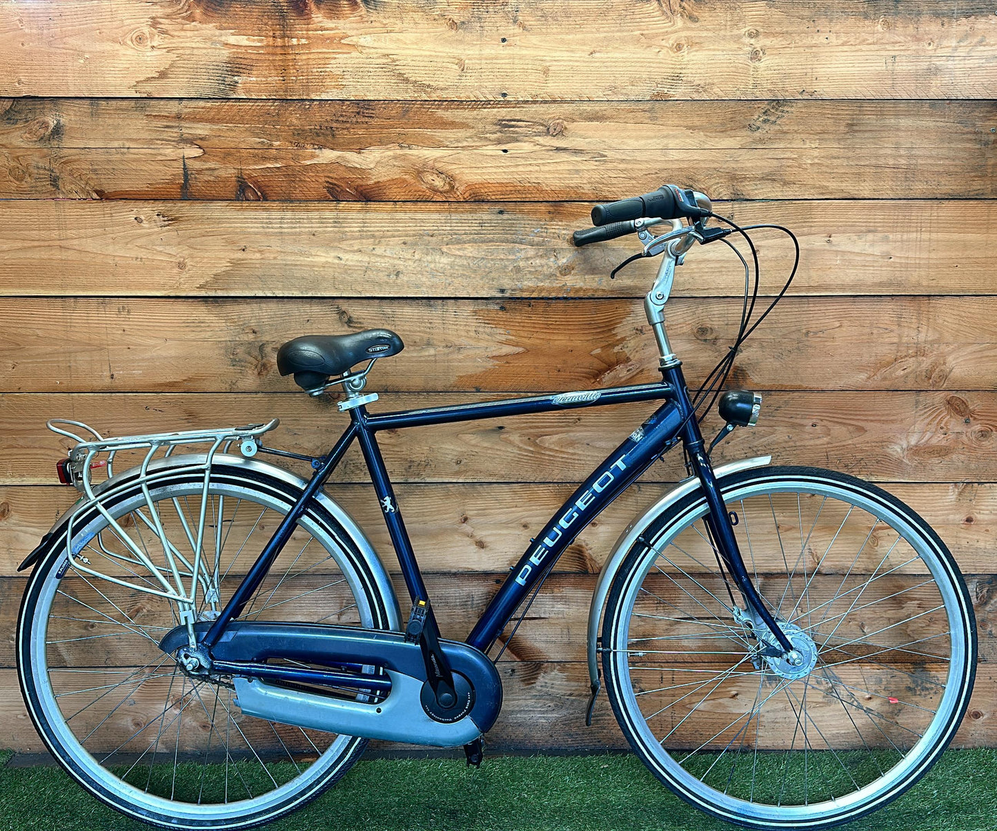 Peugeot Deauville 7v 28inch 57cm