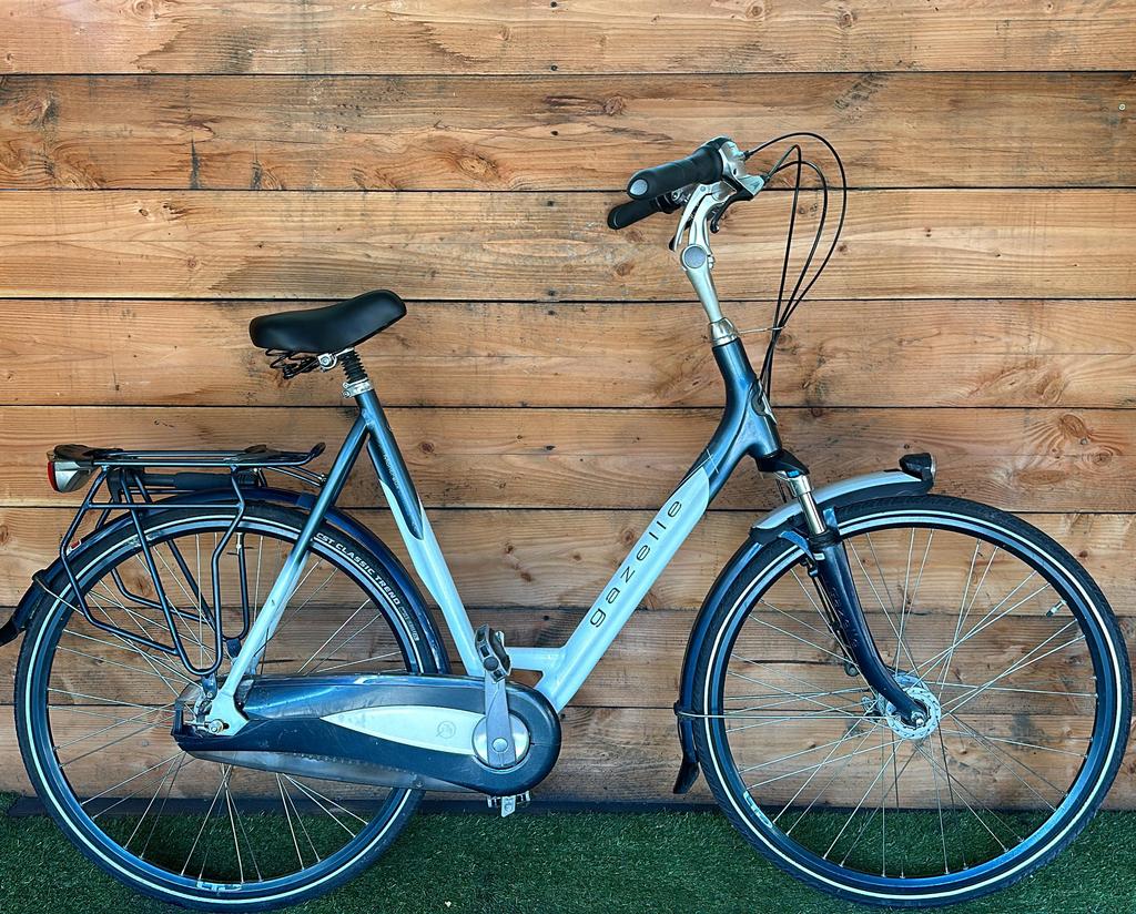 Gazelle Montreux 8v 28inch 61cm