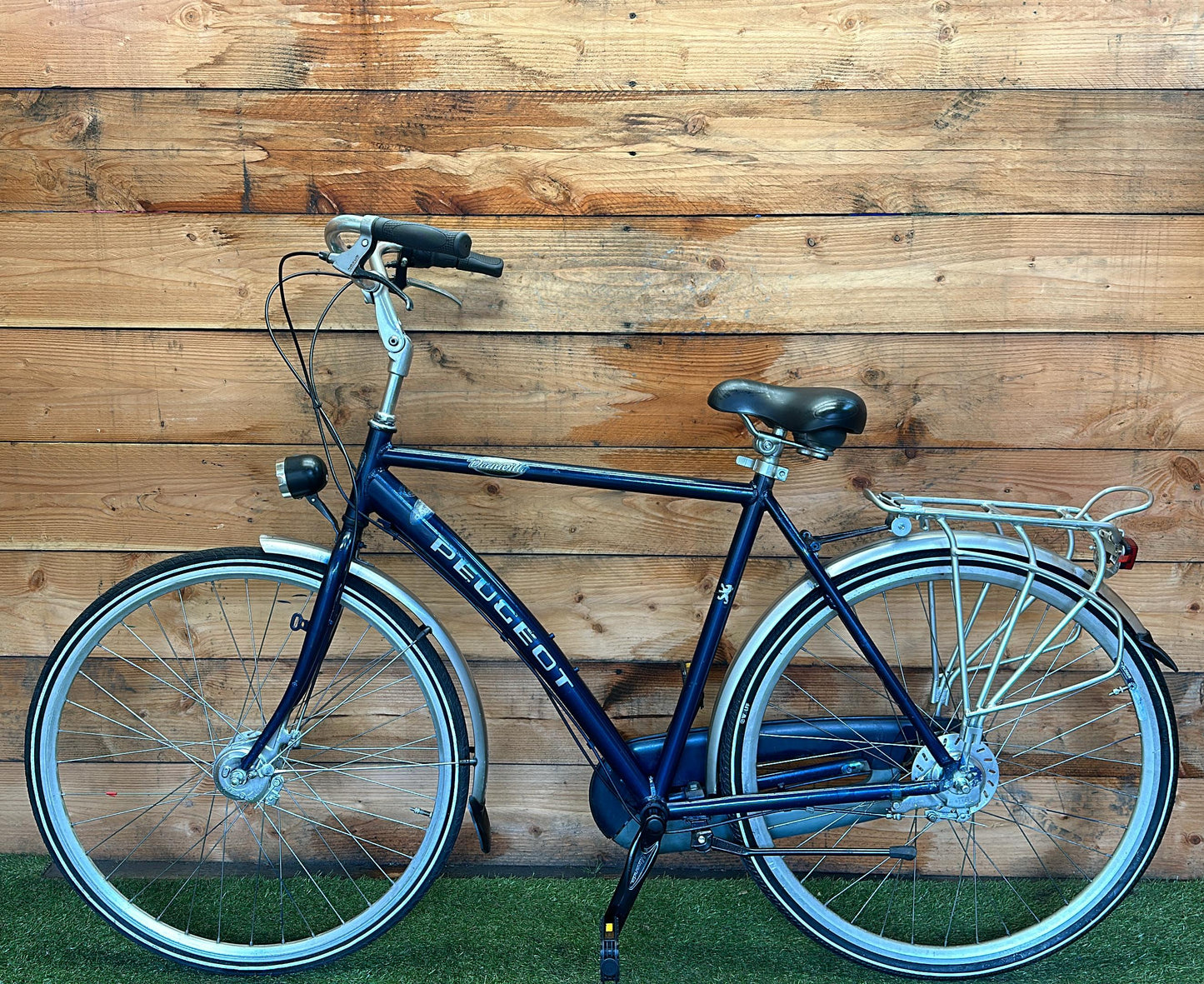 Peugeot Deauville 7v 28inch 57cm